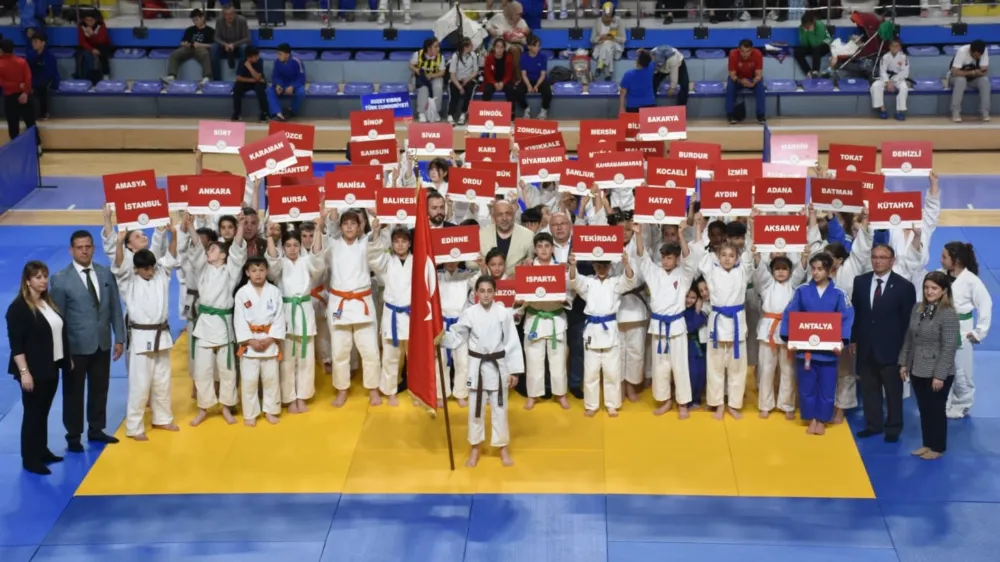 Okul Sporları Judo Küçükler Türkiye Şampiyonası Afyonkarahisar'da Başladı